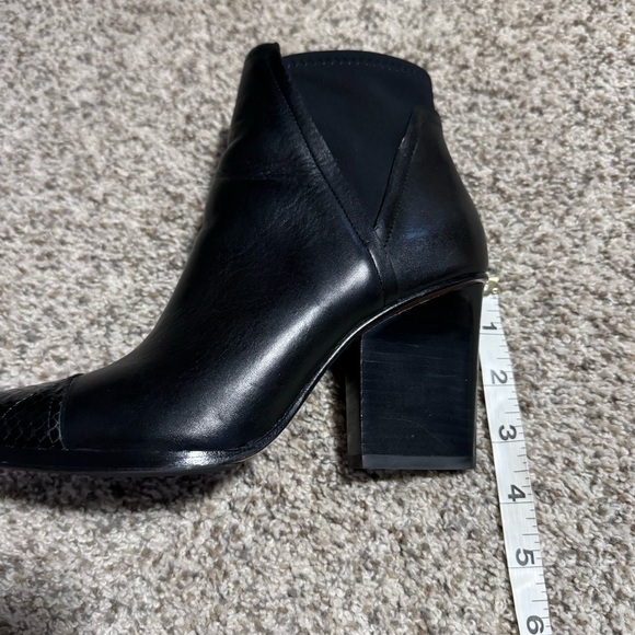 Donald J. Pliner Vaughn Leather Ankle Booties- 6 - Picture 9 of 11